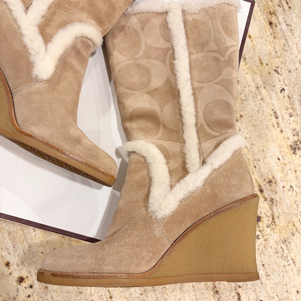 COACH Jordana Camel Suede Signature Monogram Wedge Boots 8 A7208 - Picture 4 of 6